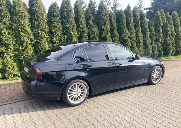 BMW Seria 3 cena 26000 przebieg: 297800, rok produkcji 2005 z Buk małe 121